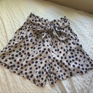 Anna Glover x H&M Paperbag Shorts